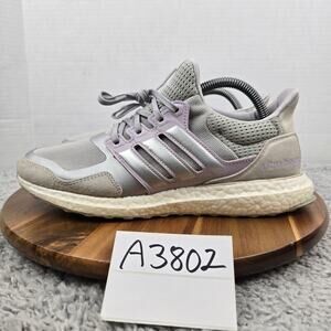 Adidas Womens 9 Ultra Boost DNA S&L Grey Two Casual Lifestyle Gym Running Shoe